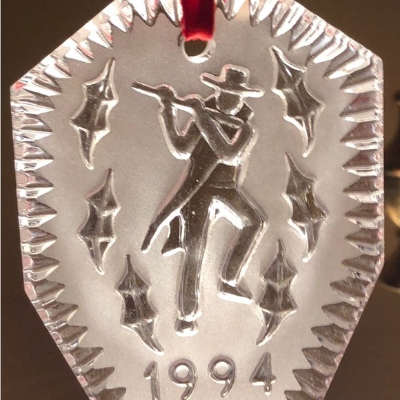 Waterford Crystal  1994 11 Pipers Piping Christmas Ornament 12 days of Christmas - Picture 9 of 11
